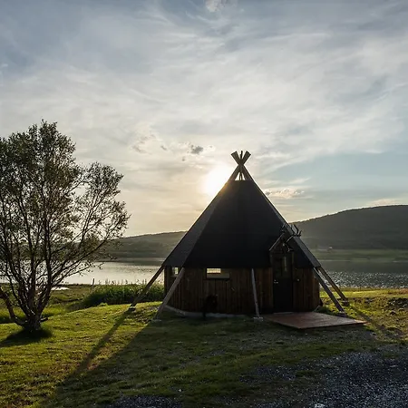 Bringnes Camp * Russenes