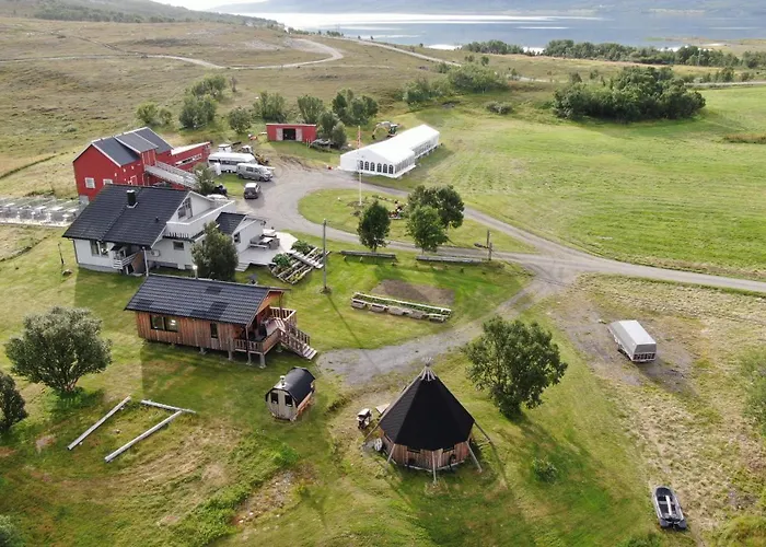 Bringnes Camp