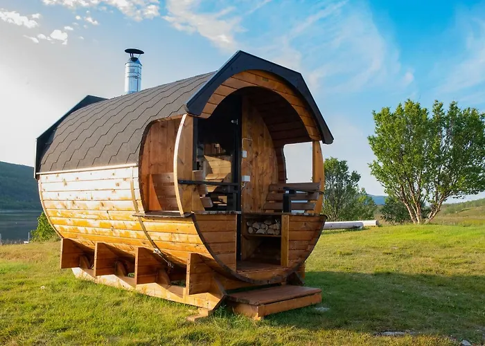 Bringnes Camp Russenes